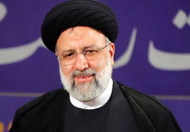 Helicopter In Iranian President’s Convoy Crashes